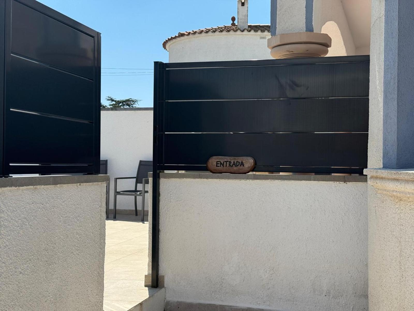 Villa Raquel Koky Empuriabrava Esterno foto